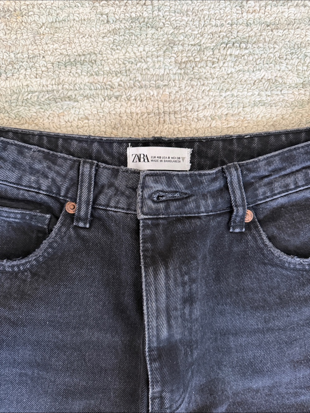 ZARA Washed Charcoal Black High-Rise Jeans, Ankle Length - Picture 2 of 7